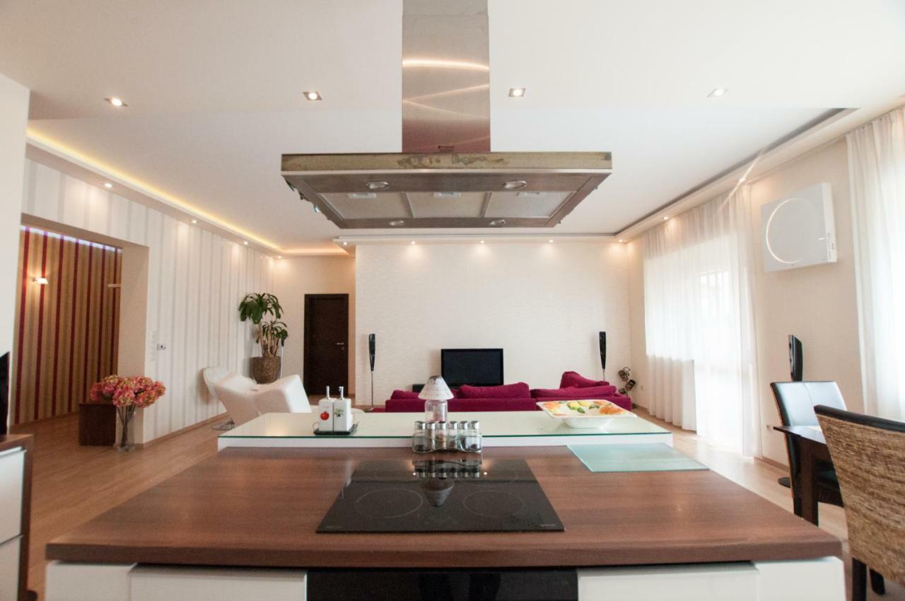 Prestige Apartment Komárno Eksteriør bilde